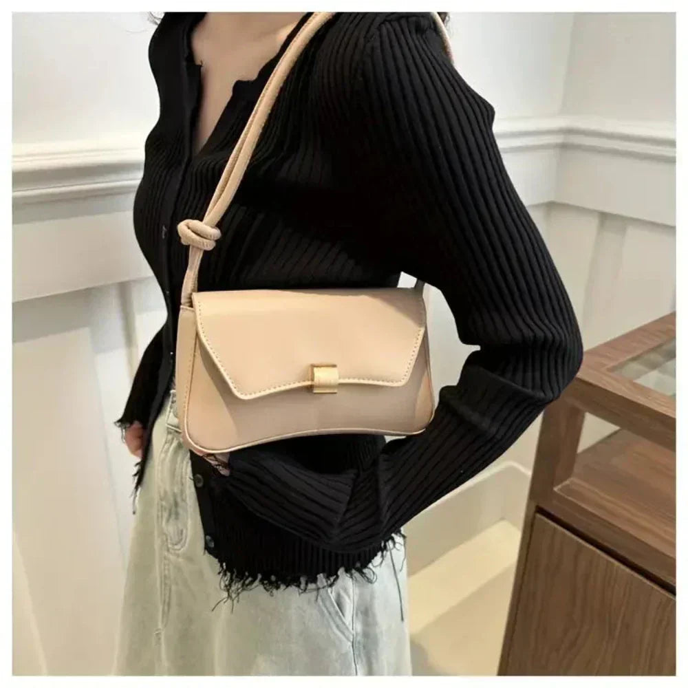 Daphne | Retro Schultertasche