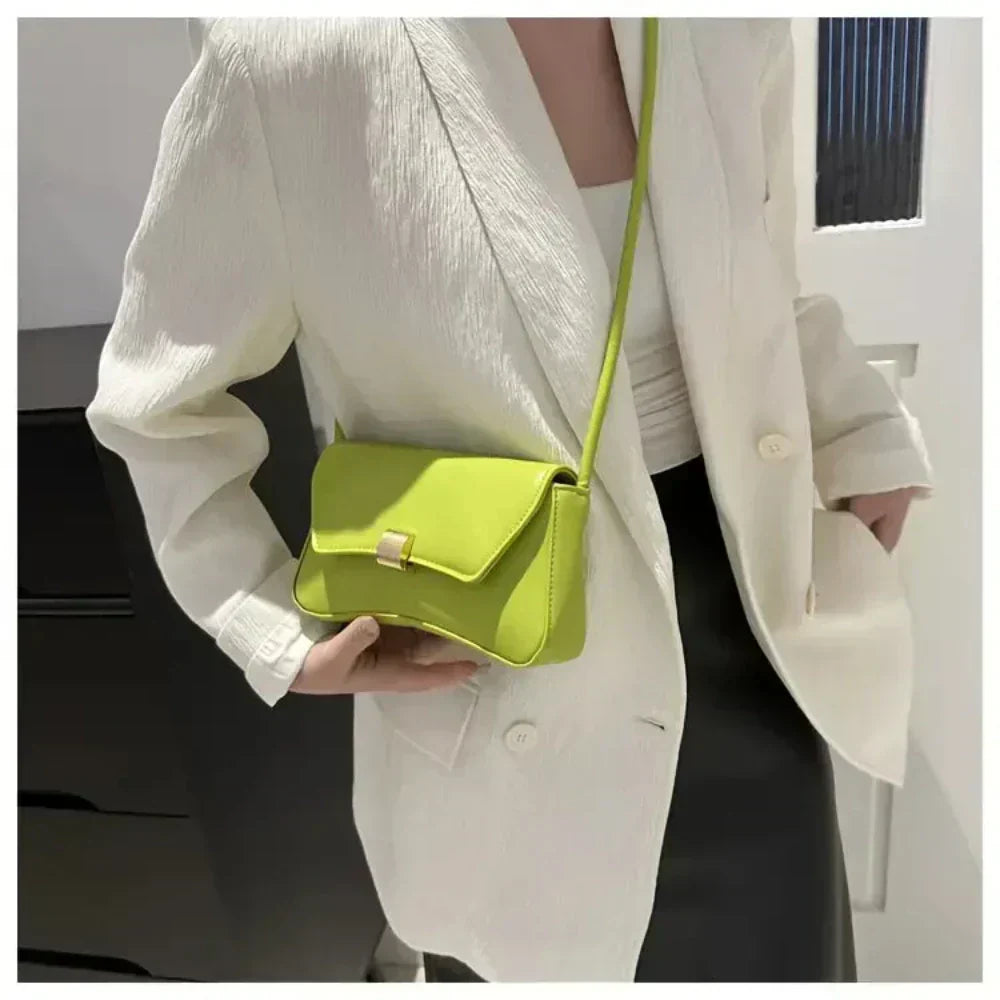 Daphne | Retro Schultertasche