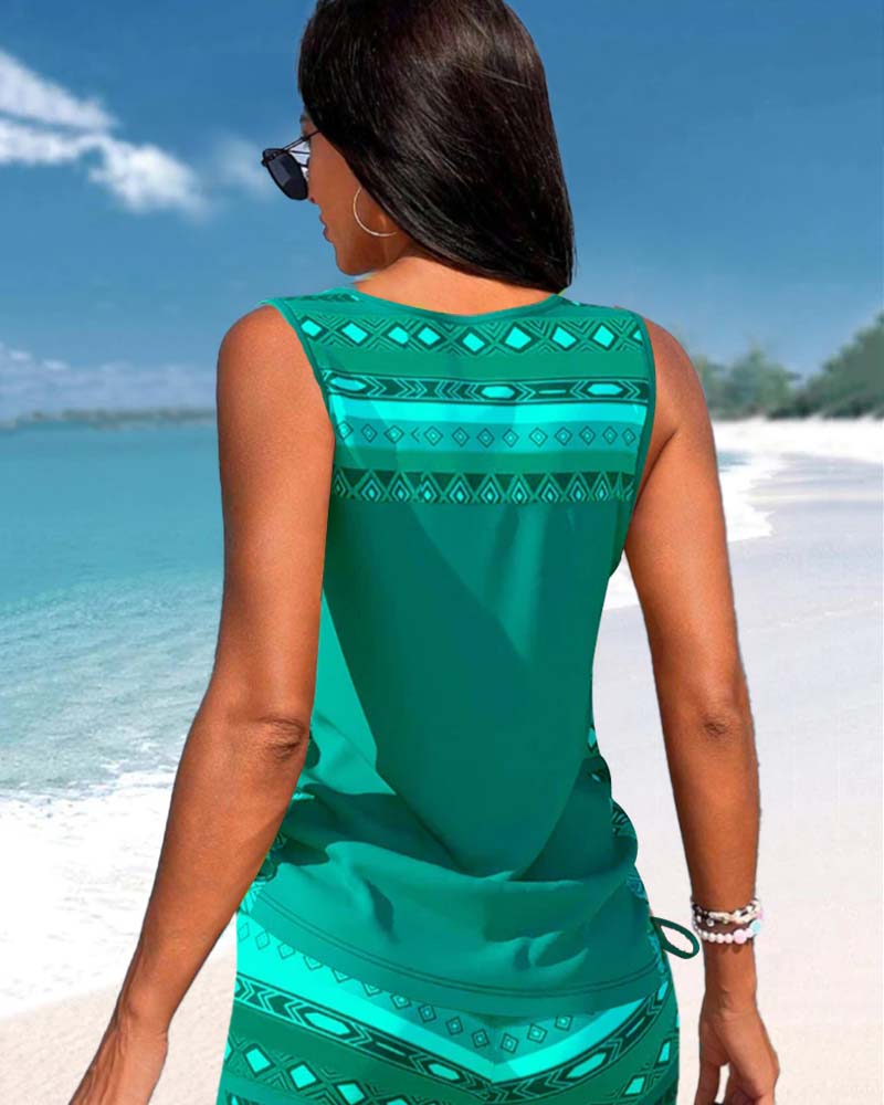 Tankinis mit geometrischem Muster und V-Ausschnitt